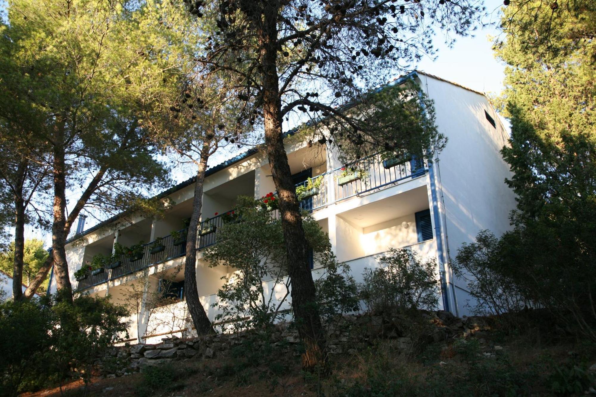 Hotel Sali Exterior photo